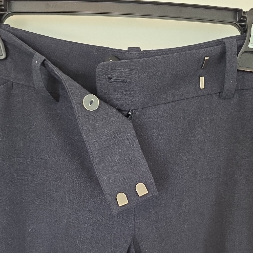 Ann Taylor Elegant Black Trousers - Picture 3 of 4